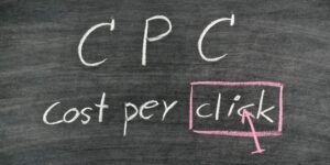 Ce este costul per click (CPC) și cum influențează campaniile tale?